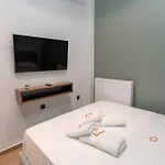 δ17 & Apartmán Larissa